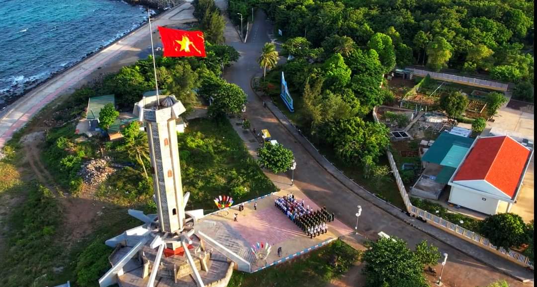 Xây dựng huyện đảo Cồn Cỏ phát triển, văn hóa, an toàn