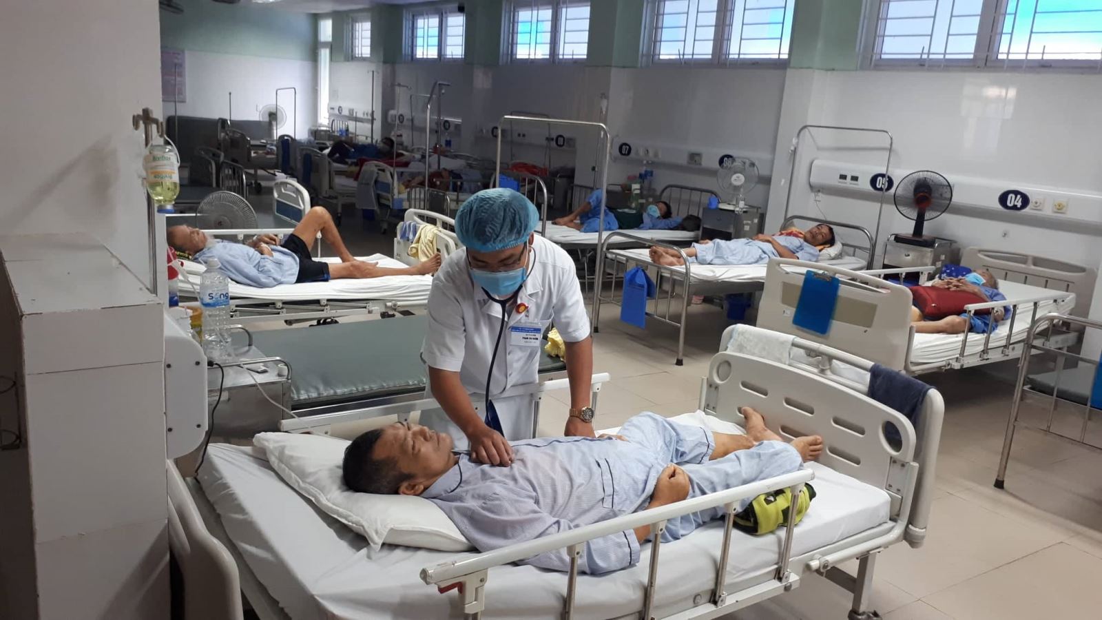 Hơn 93 dân số có bảo hiểm y tế, người bệnh đang được chi trả thế nào
