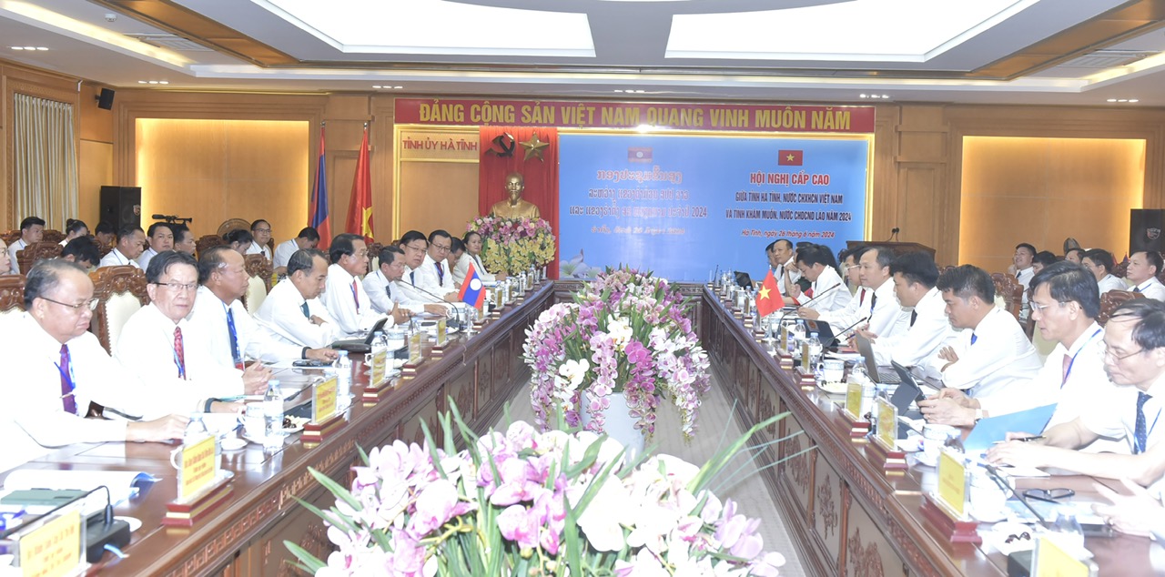 Hà Tĩnh - Khăm Muồn Lào đẩy mạnh quan hệ hữu nghị và hợp tác trên mọi lĩnh vực