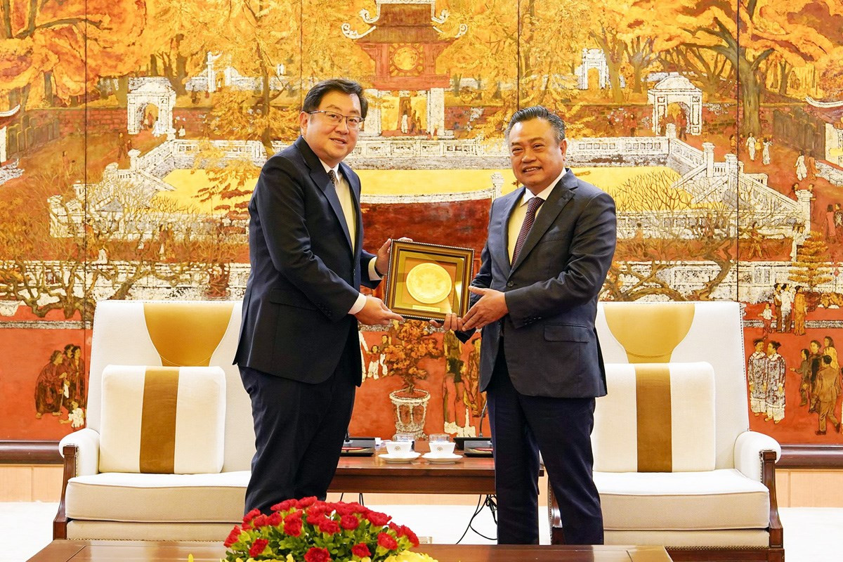 Sẵn sàng tạo điều kiện cho các tập đoàn lớn của Malaysia đầu tư vào Thủ đô