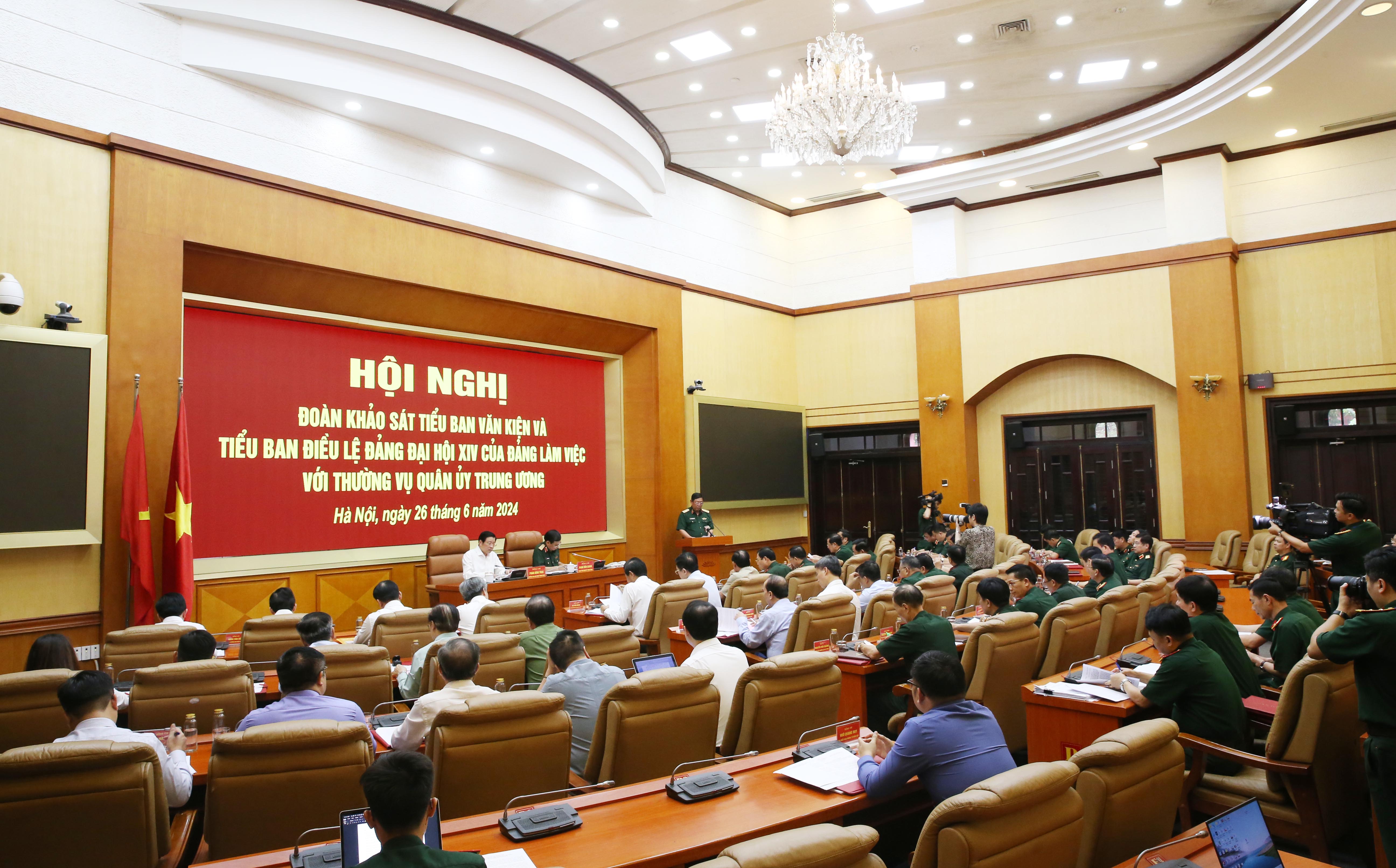 Tiểu ban Văn kiện, Tiểu ban Điều lệ Đảng Đại hội XIV của Đảng làm việc với Thường vụ Quân ủy Trung ương