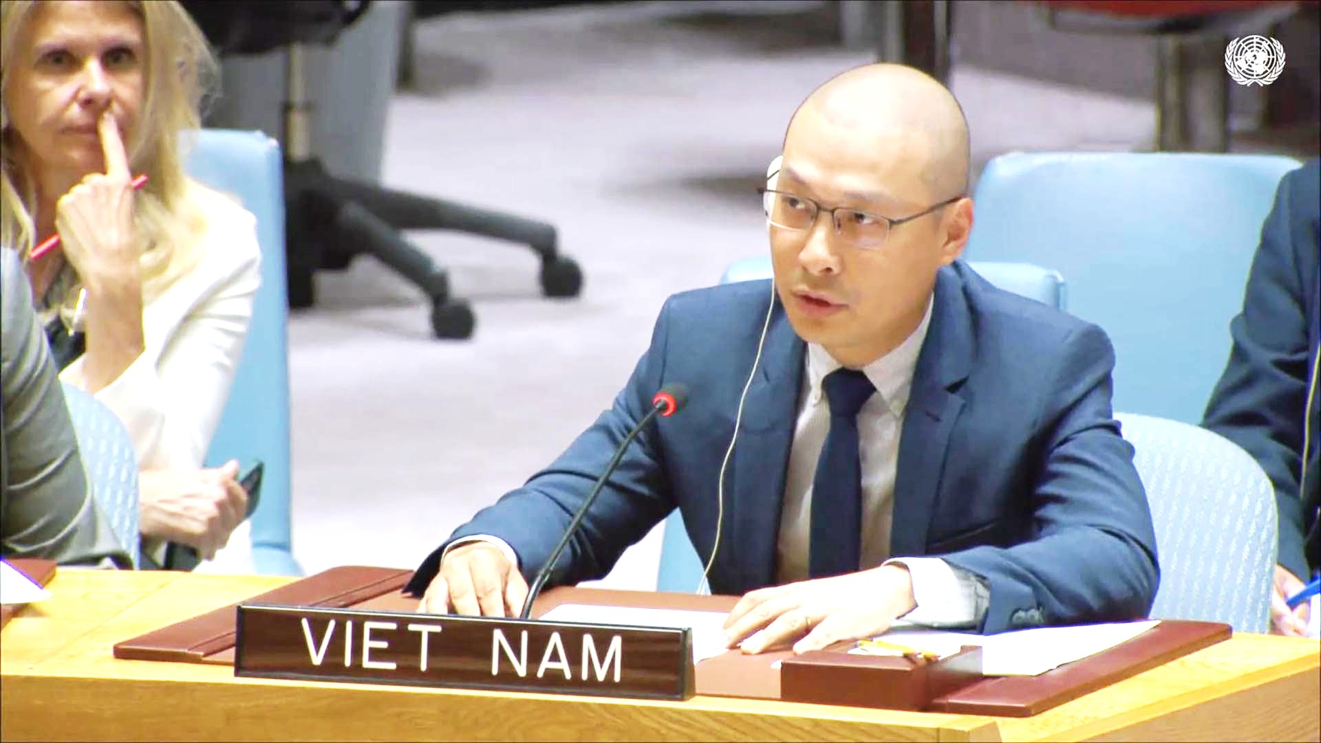 Bảo đảm một tương lai an toàn và tốt đẹp cho tất cả trẻ em trên thế giới