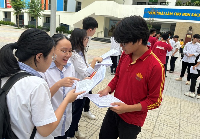 Đề thi Ngoại ngữ “dễ thở”, có tính phân hoá rõ ràng