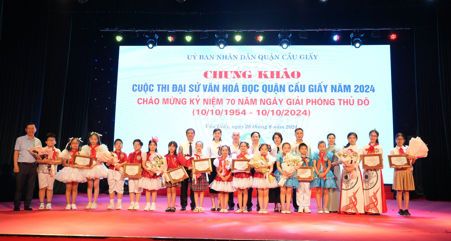Sôi nổi hội thi “Đại sứ văn hóa đọc” quận Cầu Giấy năm 2024