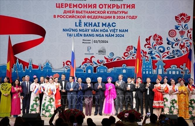Khai mạc Những ngày văn hoá Việt Nam tại Liên bang Nga