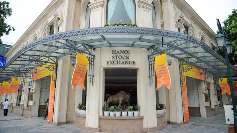 Tháng 6 2024 Thanh khoản cổ phiếu giao dịch tại HNX giảm cả về chỉ số và giá