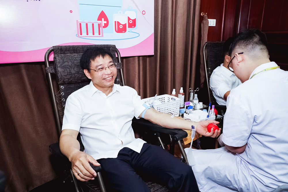 Hiến máu tình nguyện vì nạn nhân tai nạn giao thông