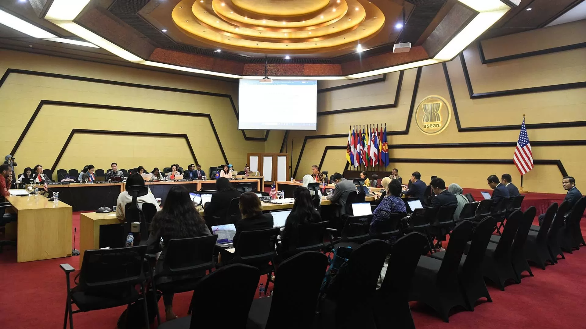 Mỹ tiếp tục khẳng định coi trọng và ủng hộ vai trò trung tâm của ASEAN