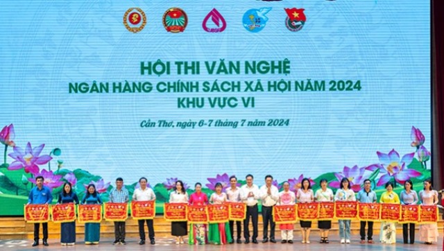 Hội thi văn nghệ Ngân hàng Chính sách Xã hội năm 2024 khu vực VI