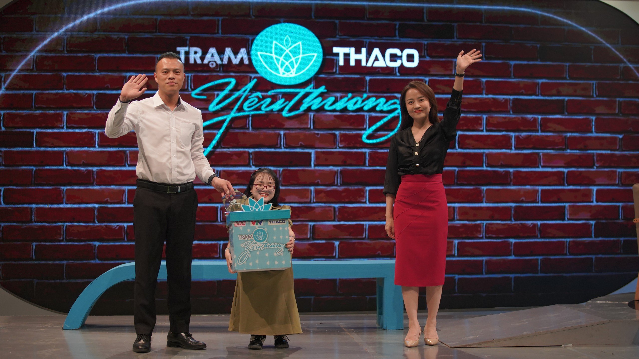 Trạm yêu thương  Bước tới mặt trời