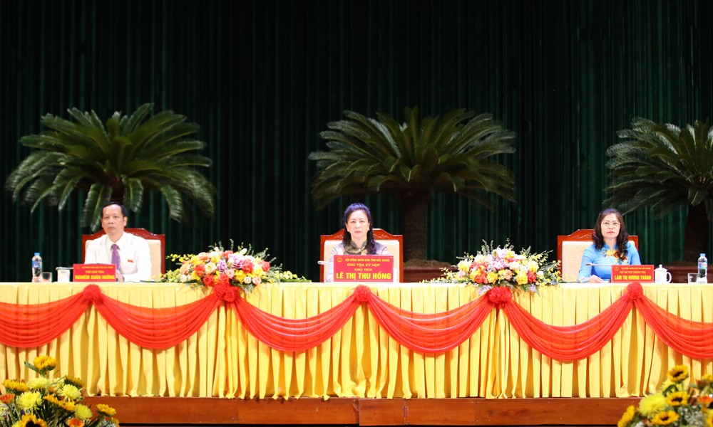 Khai mạc kỳ họp thứ 18, HĐND tỉnh Bắc Giang khóa XIX