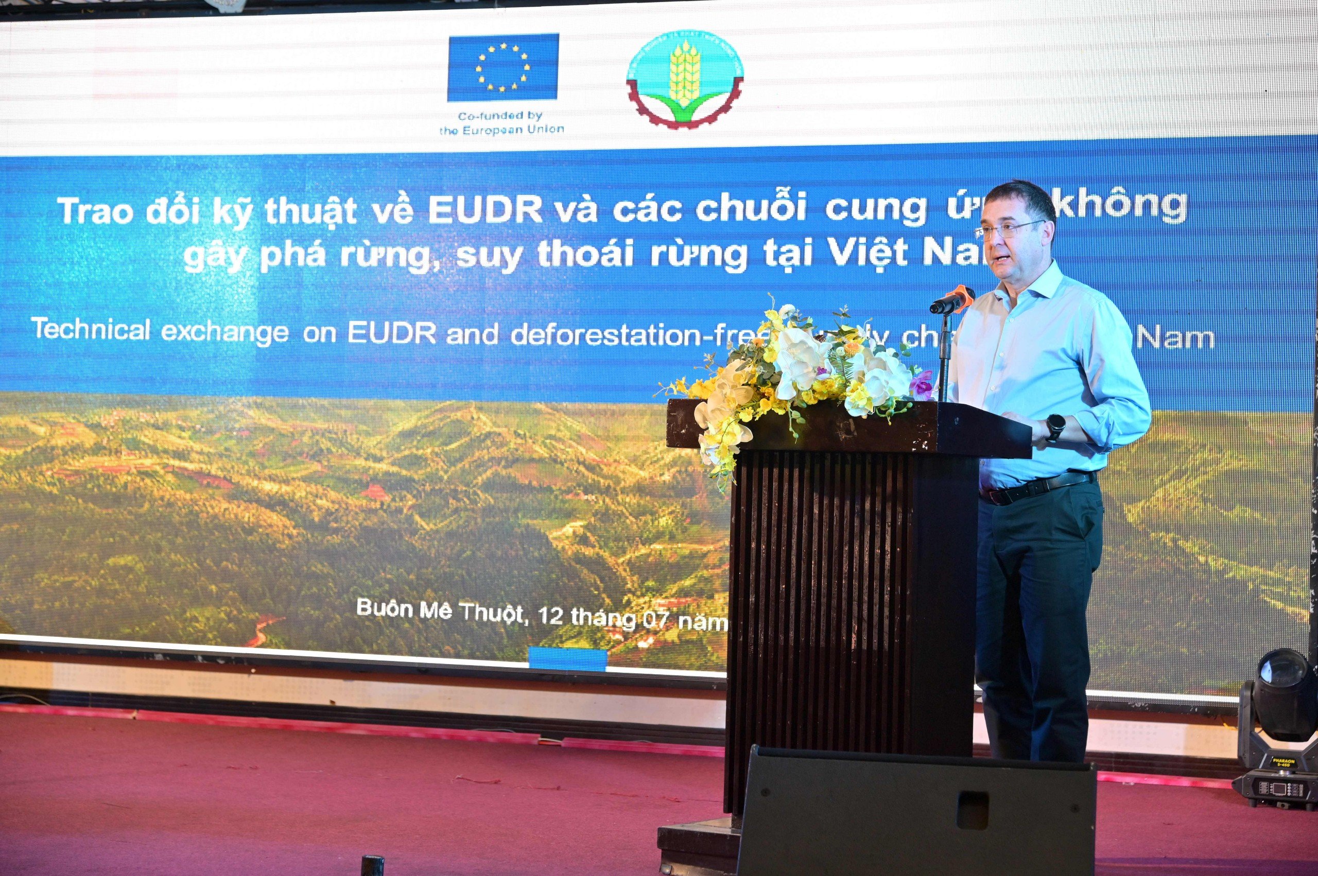 Nâng cao kiến thức chuỗi cung ứng không gây phá rừng, suy thoái rừng tại Việt Nam