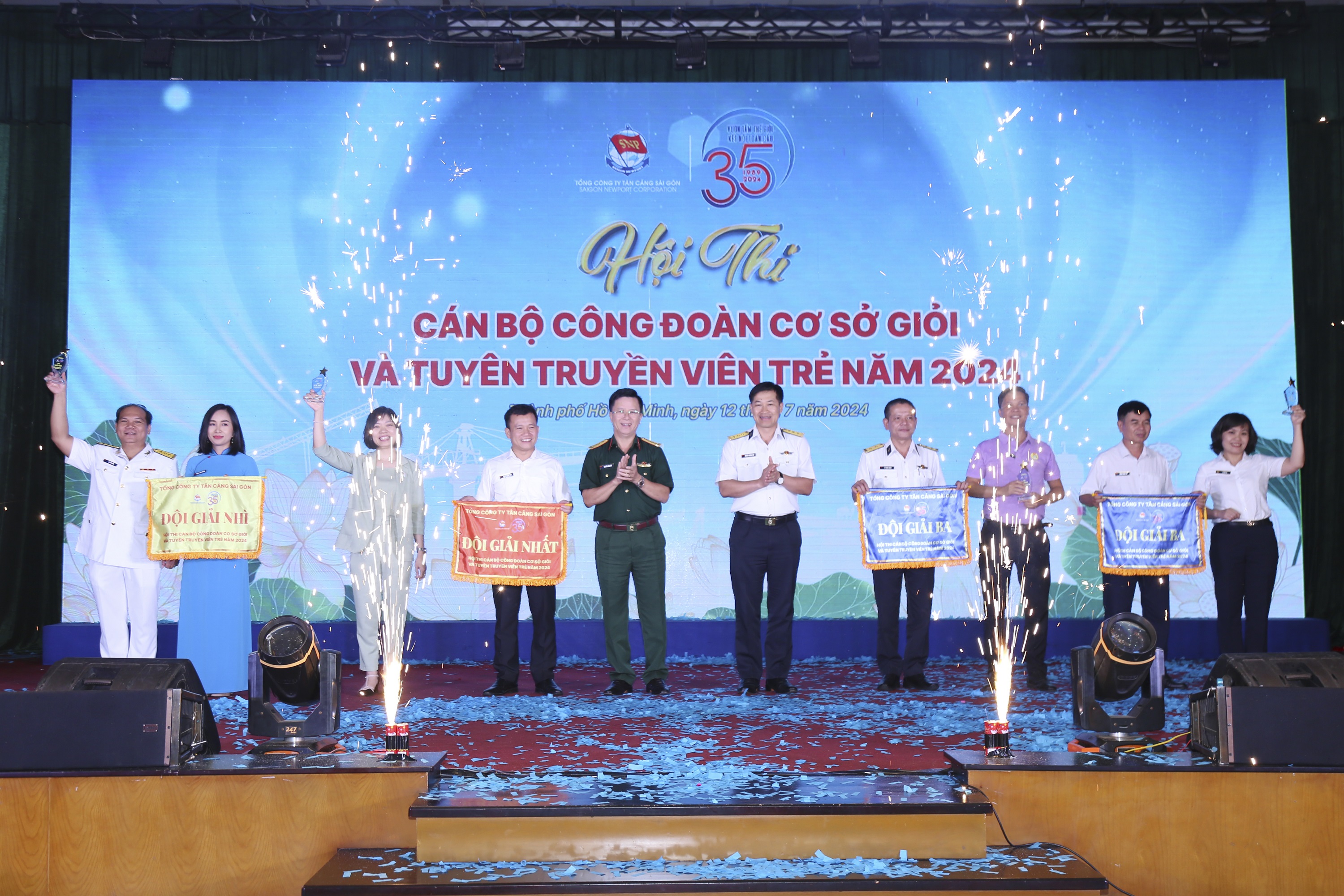 Nâng cao chất lượng đội ngũ cán bộ công đoàn và tuyên truyền viên