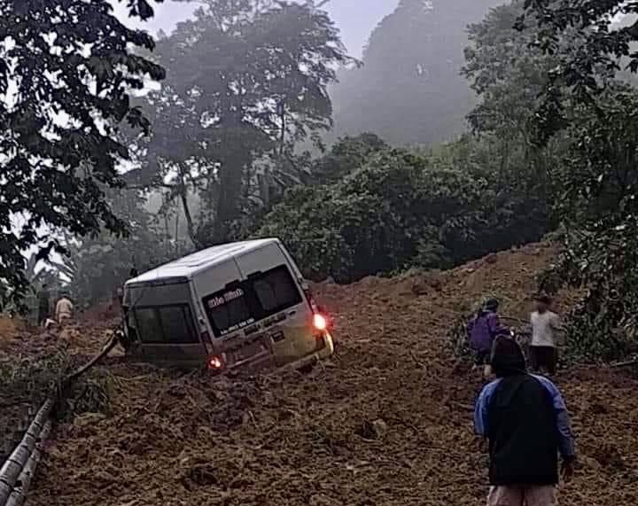 Hà Giang Sạt lở đất làm 9 hành khách thương vong