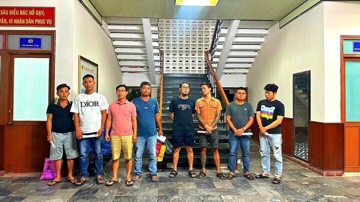 Triệt phá đường dây cá độ bóng đá hơn 1 000 tỷ đồng