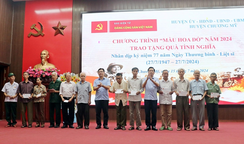 Lan tỏa ý nghĩa nhân văn sâu sắc của Chương trình “Màu hoa đỏ”