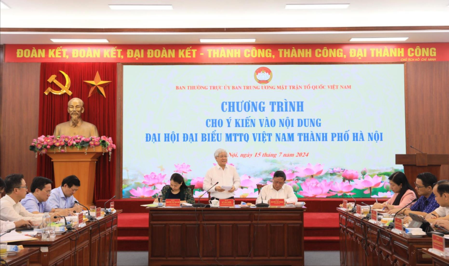 Làm nổi bật thêm vai trò mặt trận trong vận động Nhân dân xây dựng chính quyền vững mạnh