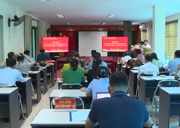 Điện Biên sơ kết công tác thi đua, khen thưởng Khối Hạ tầng - Kinh tế - Kỹ thuật