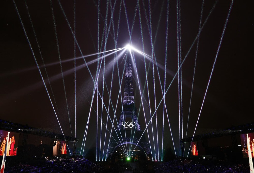 Lễ khai mạc Olympic 2024 Hoành tráng, rực rỡ sắc màu