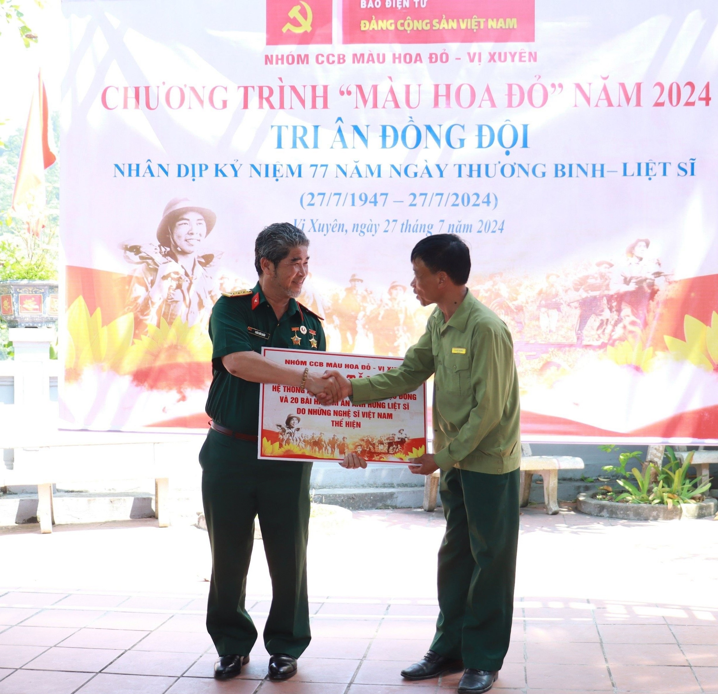 Chương trình Màu hoa đỏ 2024 Cầu nối các tấm lòng tri ân tại Điểm cao 468