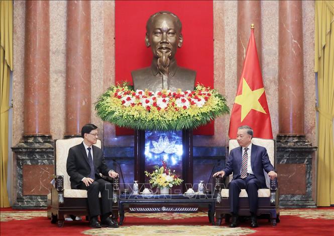 Chủ tịch nước Tô Lâm tiếp Trưởng Khu hành chính đặc biệt Hồng Kông Trung Quốc