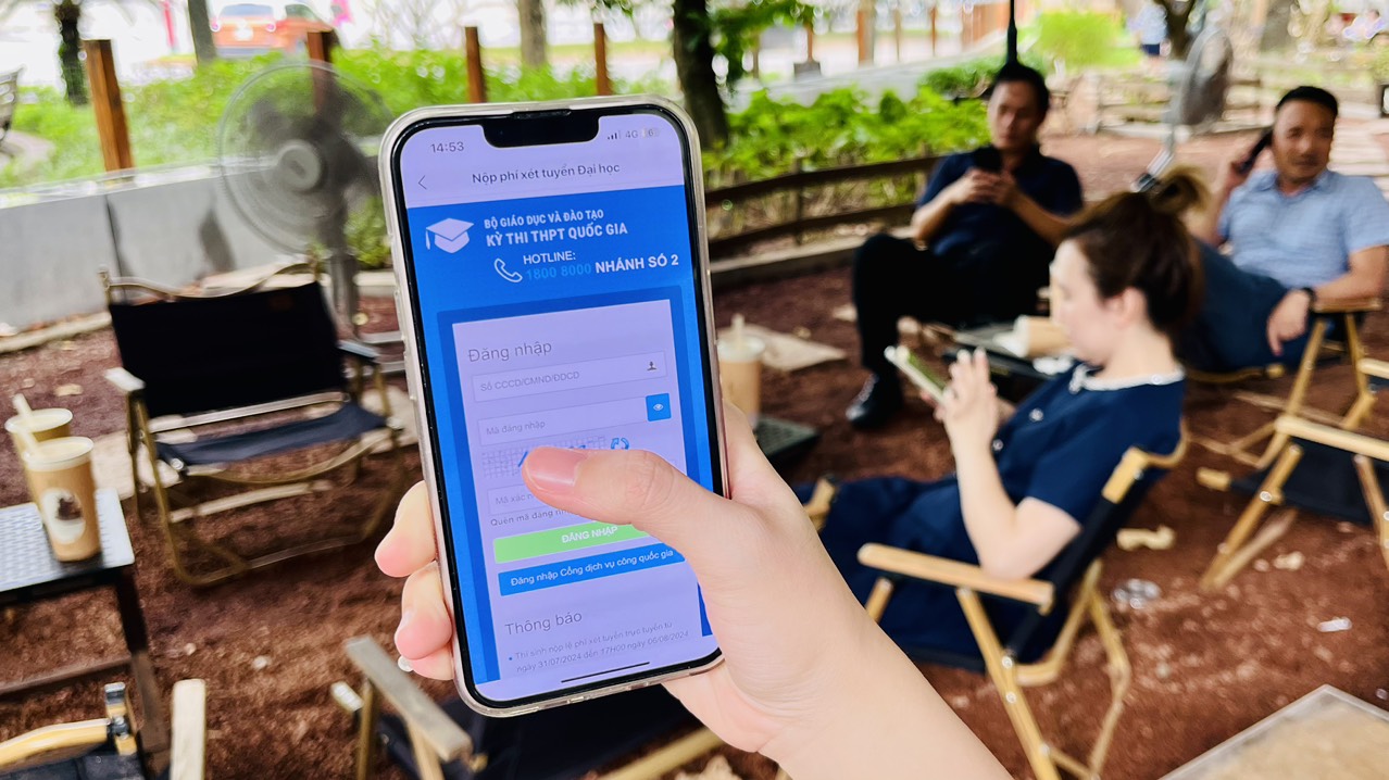 Nộp phí xét tuyển Đại học, Cao đẳng 2024 tiện lợi bằng QR đa năng VNPT Money