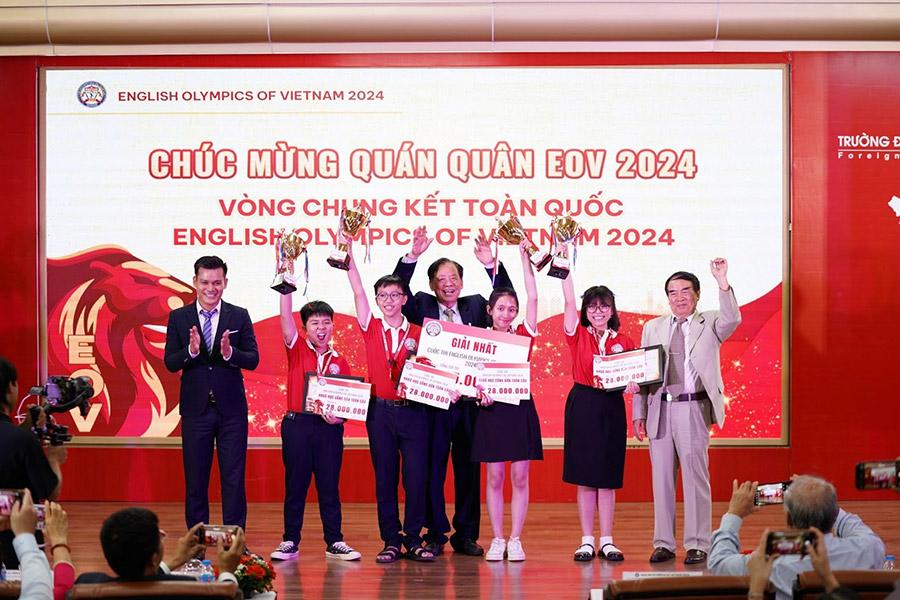 EOV 2024 tôn vinh những tài năng tiếng Anh trẻ