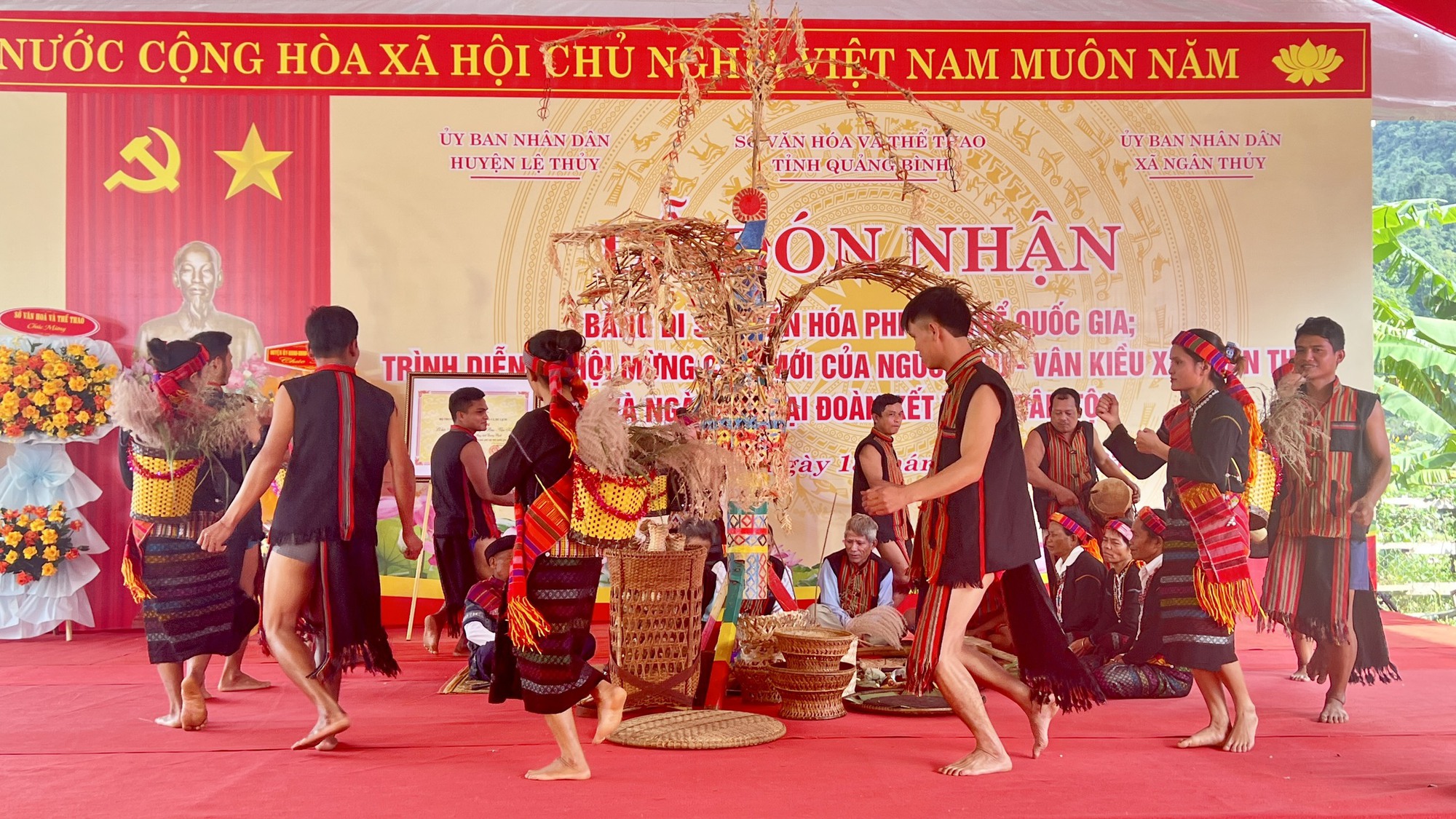 Hỗ trợ nghiên cứu, phục hồi, bảo tồn, phát huy văn hóa phi vật thể các dân tộc thiểu số