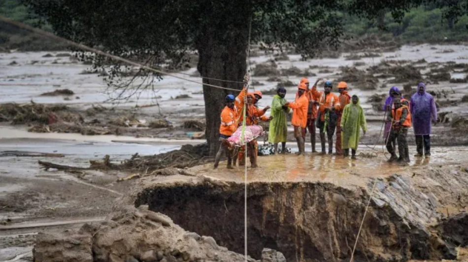 Thế giới tuần qua Thiên tai gây thiệt hại nặng nề ở châu Á