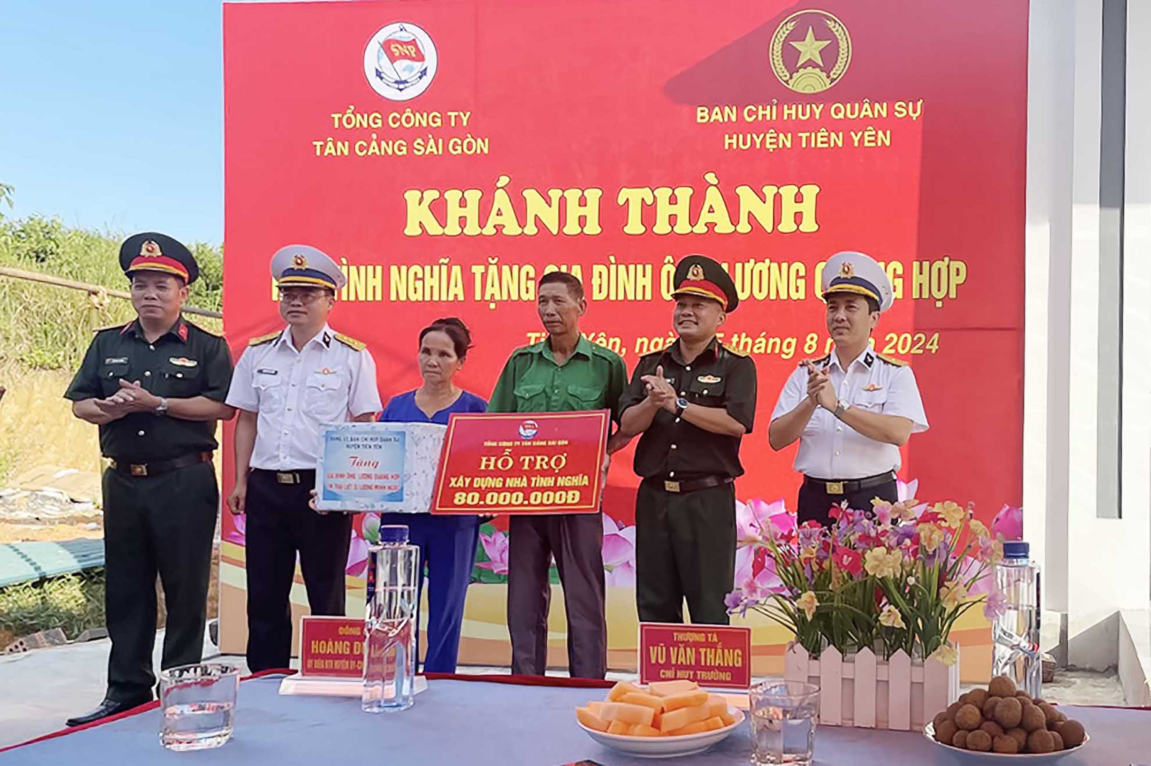 Tân Cảng Sài Gòn bàn giao Nhà tình nghĩa