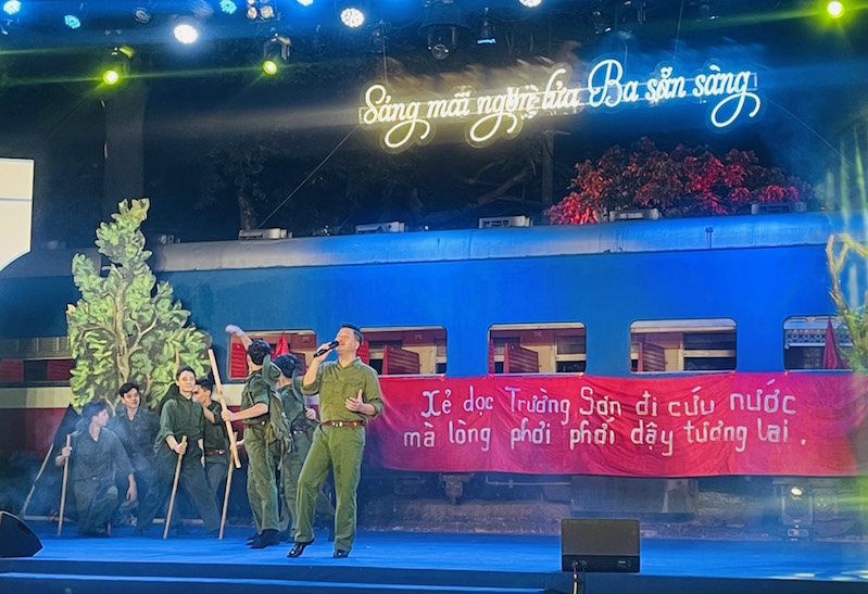 “Khát vọng tuổi trẻ - Sáng mãi ngọn lửa Ba sẵn sàng”