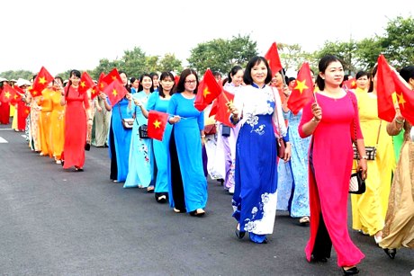 Xây dựng giá trị về văn hóa và chuẩn mực con người Vĩnh Long đáp ứng yêu cầu trong tình hình mới