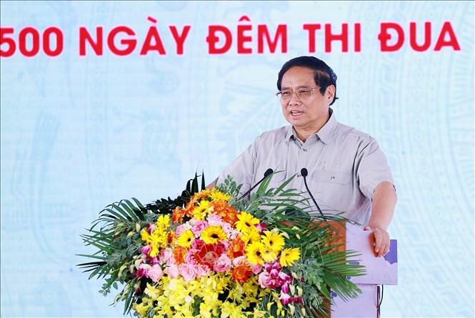 Thủ tướng phát động thi đua cao điểm 500 ngày đêm hoàn thành 3 000 km cao tốc