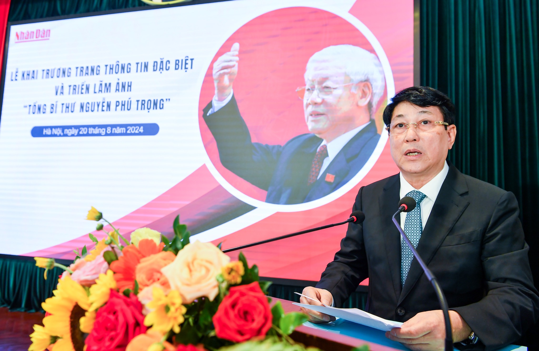 Tấm gương ngời sáng mẫu mực của Tổng Bí thư Nguyễn Phú Trọng truyền cảm hứng mạnh mẽ