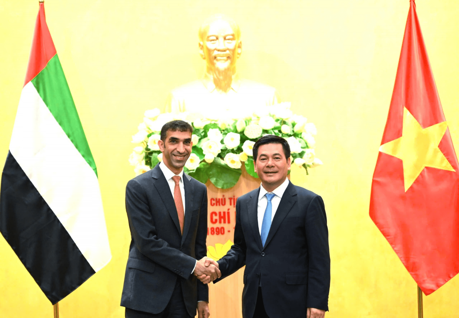 Quốc vụ khanh Bộ Kinh tế UAE làm việc với Bộ Công Thương