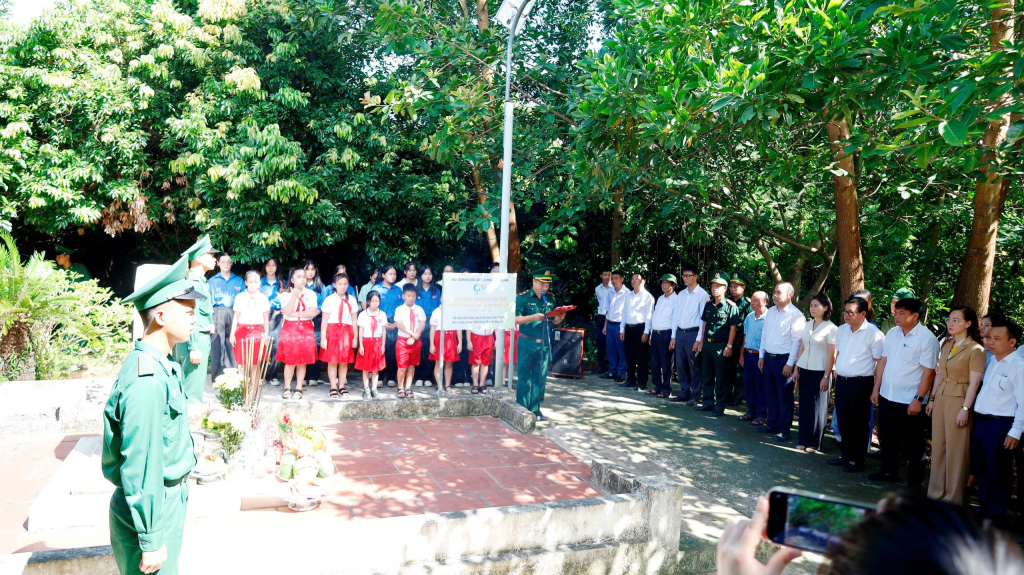 Quảng Ninh Dâng hương tưởng niệm 93 năm ngày mất Tổng Bí thư Trần Phú