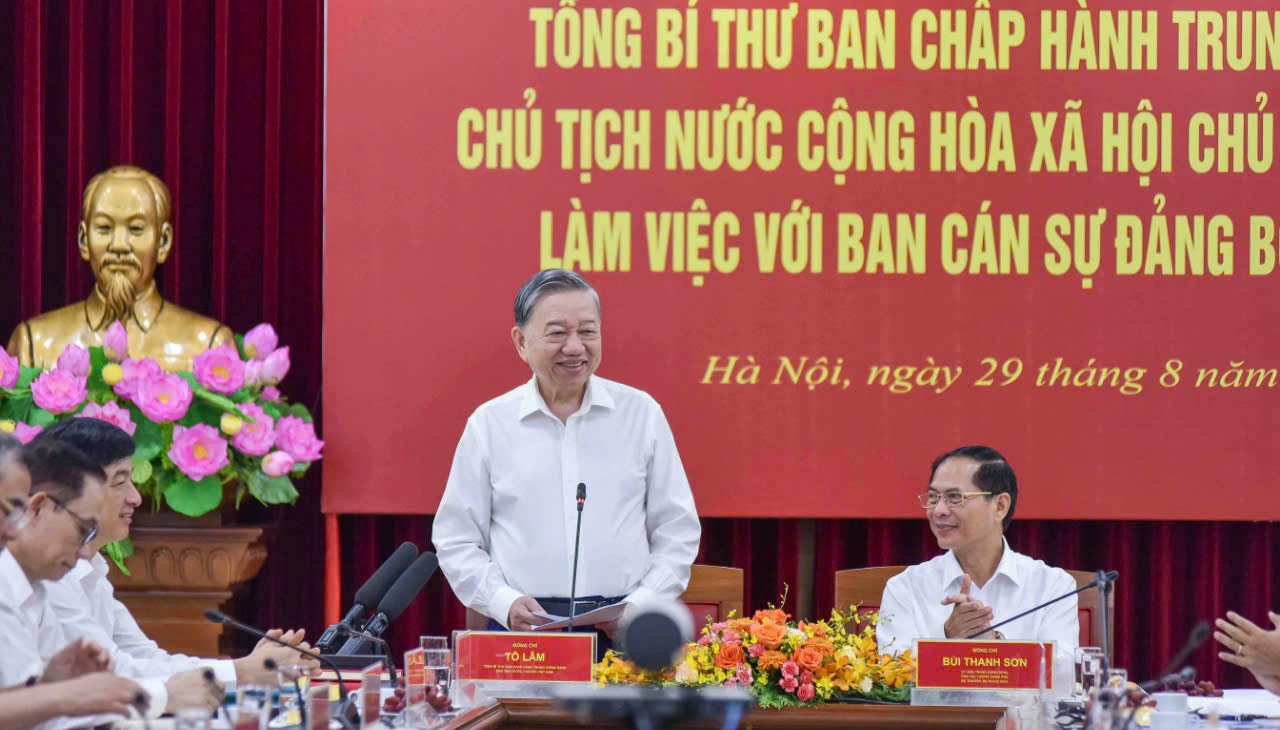 Ngoại giao Việt Nam phải vươn lên những tầm cao mới để hoàn thành những trọng trách vinh quang mới