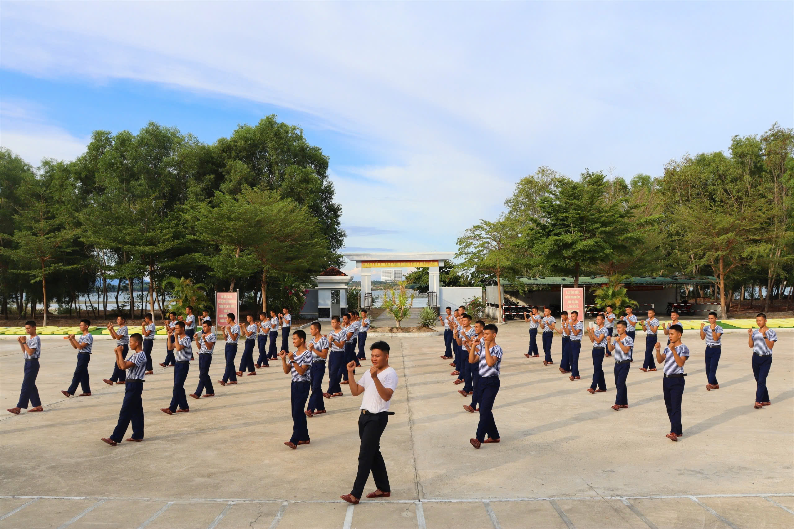 Nhiều hoạt động sôi nổi trong dịp nghỉ Lễ tại Lữ đoàn 101