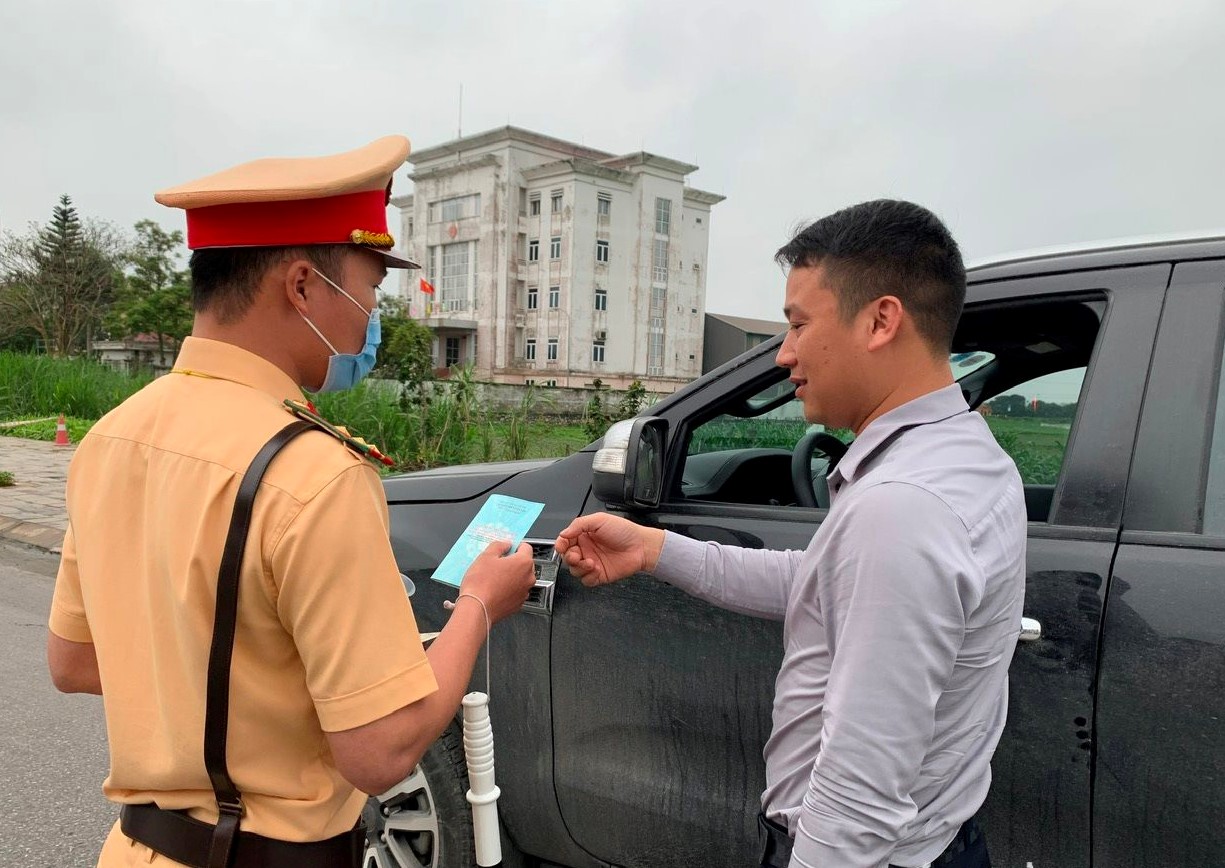 Hải Dương xử phạt hơn 1000 trường hợp vi phạm giao thông trong dịp nghỉ lễ