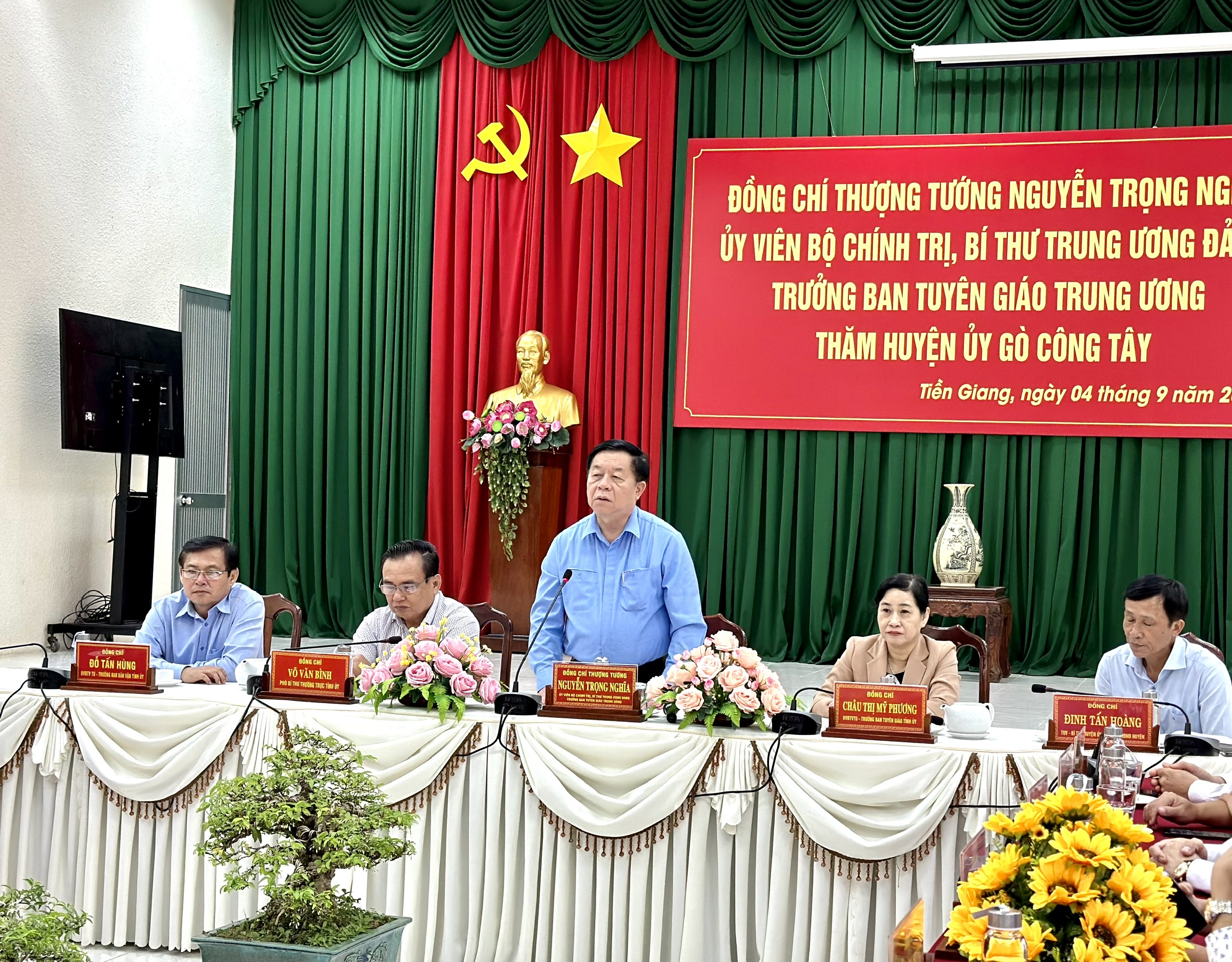 Huyện Gò Công Tây thực hiện rà soát, đánh giá toàn diện đội ngũ cán bộ để sắp xếp, kiện toàn
