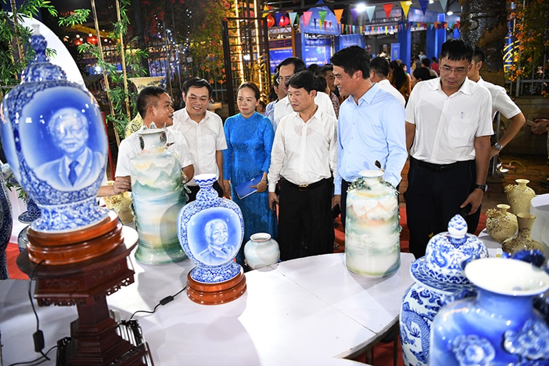 Mạng lưới Kết nối 2024 Hợp tác bền vững trong chuỗi ngành gốm sứ