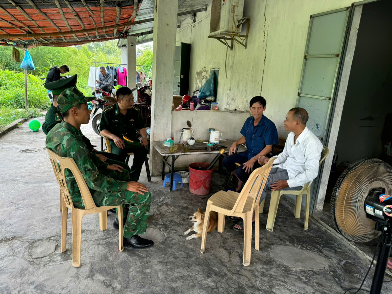 Đồn Biên phòng cửa khẩu Quốc tế Móng Cái chủ động phòng, chống cơn bão số 3