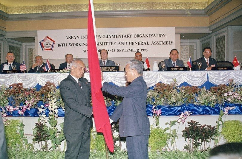 Ngày này năm xưa 19 9