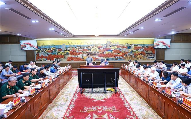 Hải Phòng sớm trở lại trạng thái bình thường, thực hiện tốt các nhiệm vụ kinh tế - xã hội
