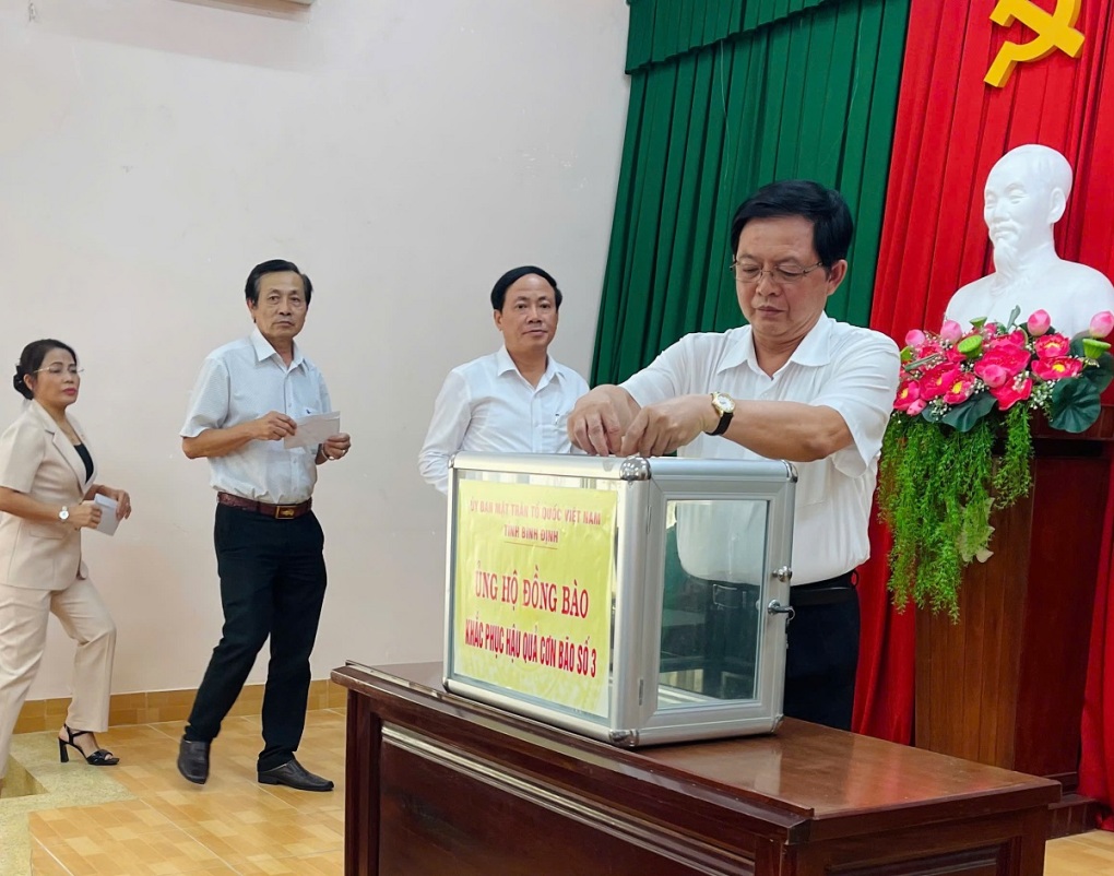 Bình Định ủng hộ 12 tỷ đồng, cử hơn 100 người hỗ trợ các tỉnh miền Bắc