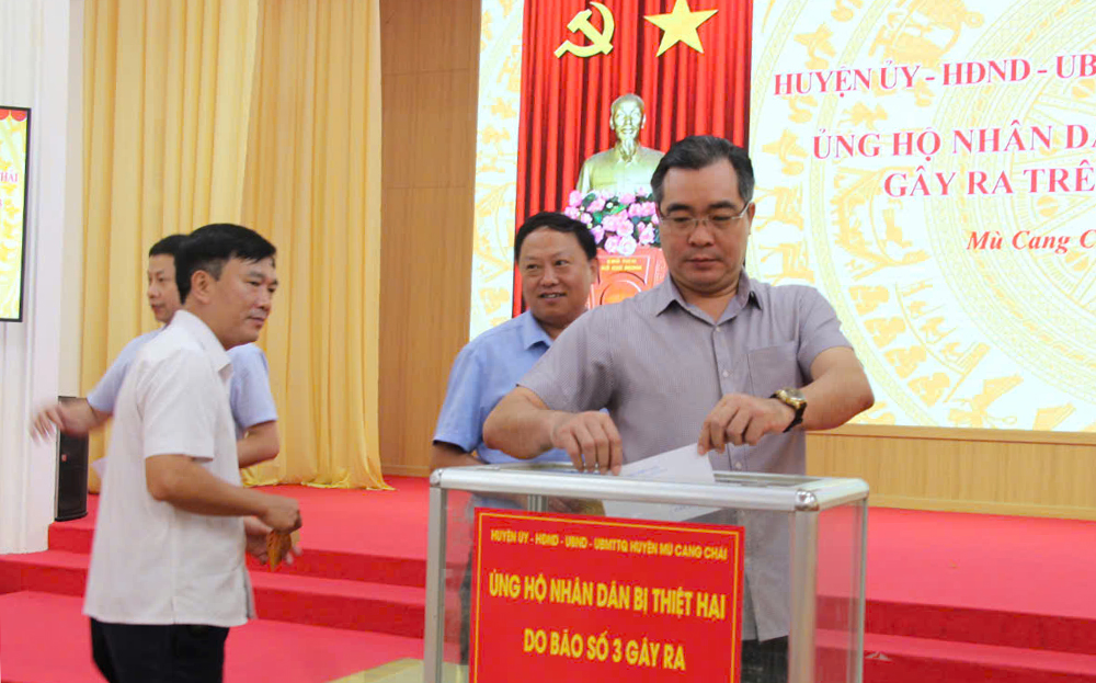 Mù Cang Chải phát động ủng hộ nhân dân vùng thiệt hại do bão số 3