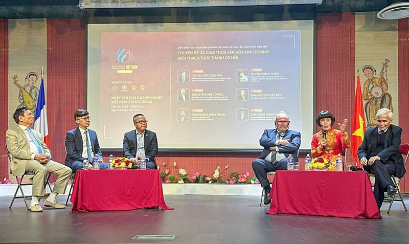 Ngày Văn hoá doanh nghiệp Việt Nam ở nước ngoài tại Pháp