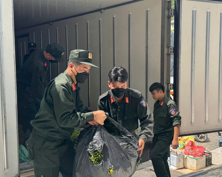 Chỉ đơn giản là khi hoạn nạn có nhau