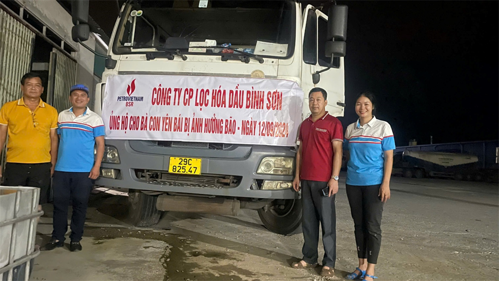 Công ty cổ phần Lọc hoá dầu Bình Sơn BSR hỗ trợ tỉnh Yên Bái khắc phục hậu quả bão, lũ lụt