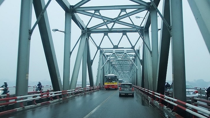 Thông đường thủy nội địa qua cụm cầu Long Biên - Chương Dương